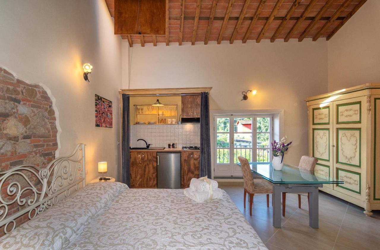 B&B Il Giardino Dei Poeti And Apartaments Лука Екстериор снимка